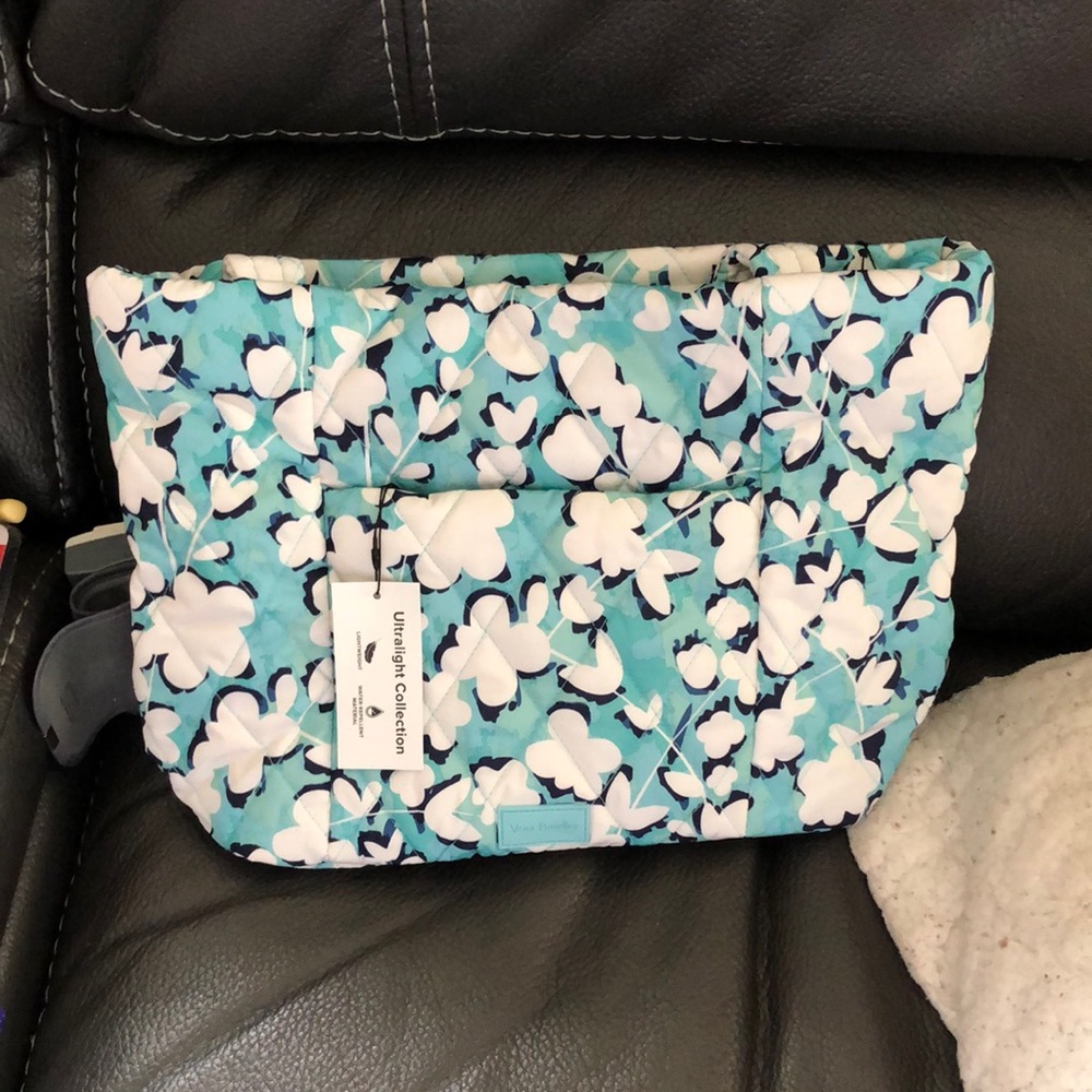 Ultra light small vera in cut vines cool
